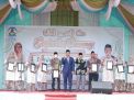 Ini Dia Santri Wisudawan Terbaik dan Guru Terbaik Diniyyah Al-Azhar Bungo yang Terima Diaz Award 2022