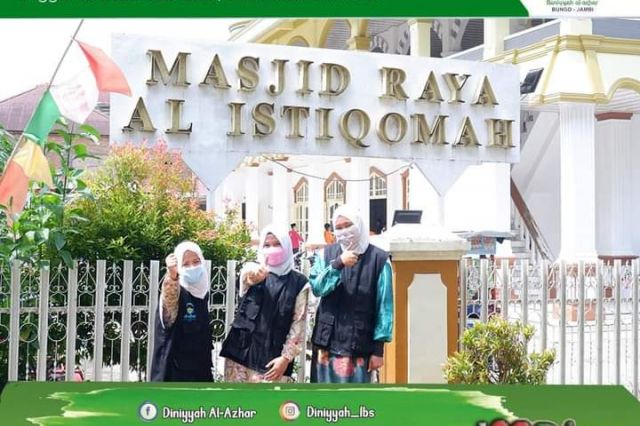 Diaz Care Gelar Jumat Berbagi di Depan Masjid Raya Al Istiqomah Bangko, Ustadz H. Moch Hafizh El-Yusufi, S.Pd.I: Mari kita berbagi bersama DIAZ Care