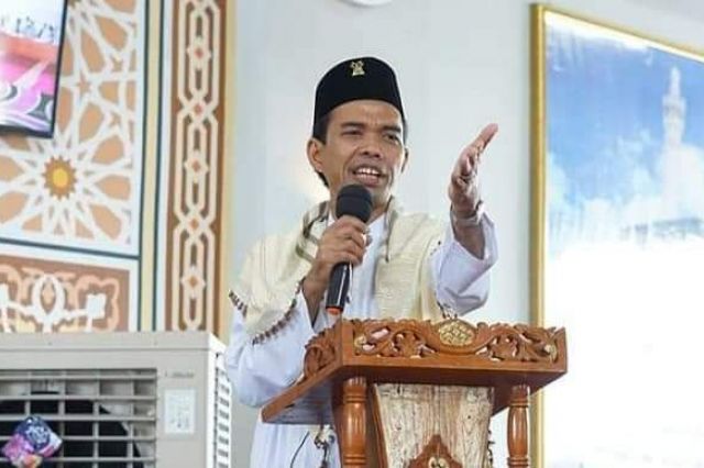 Tausiyah Parenting Akbar Diniyyah Al-Azhar Jambi, Simak Pesan UAS ke Orang Tua....