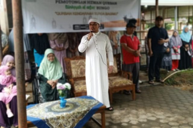 Diniyyah Al-Azhar potong 13 Hewan Qurban