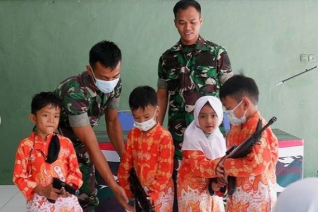 Siswa TK Islam Diaz Field Trip ke Kodim 0416 Bute, Mereka Termotivasi Jadi Tentara