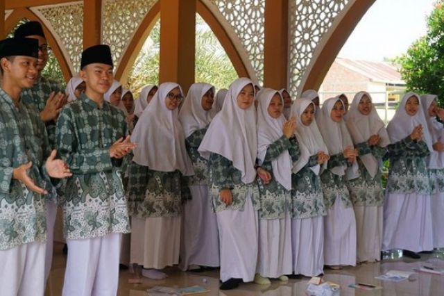 Diniyyah Al-Azhar Jambi Gelar Arabic dan English Camp, Ini Targetnya!