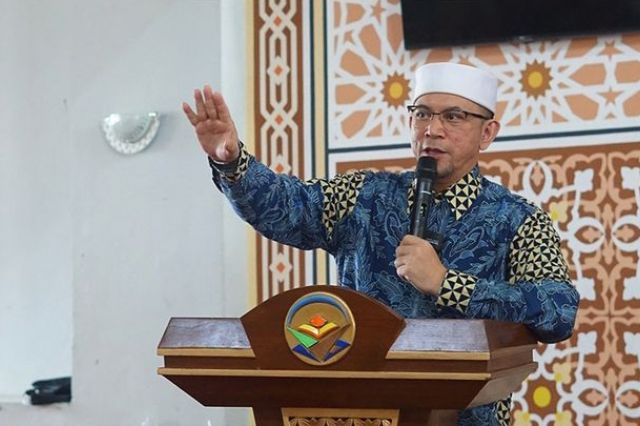 Ustadz Erick Yusuf Puji Kemajuan Diniyyah Al-Azhar